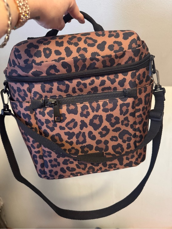 Poppy & Peonies Handbags - Poppy & Peonies Leopard Print Crossbody cooler Bag - Brown/Black